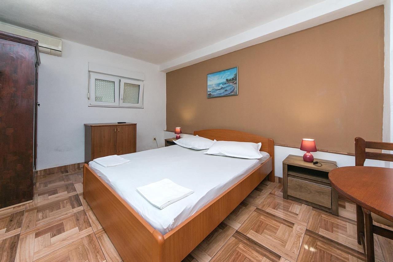 Apartments With A Parking Space Baska Voda, Makarska - 6773 Exterior photo