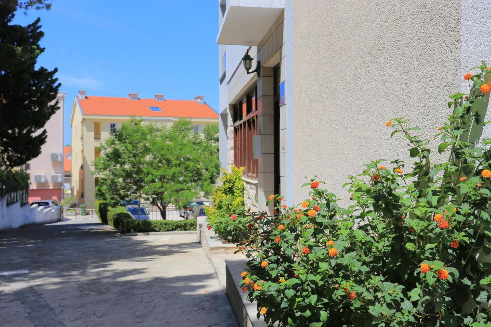 Apartments With A Parking Space Baska Voda, Makarska - 6773 Exterior photo