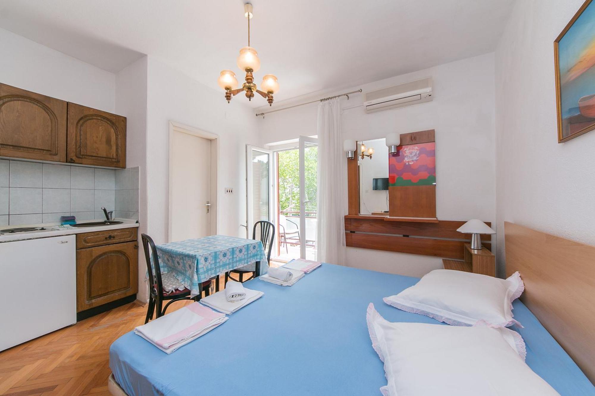 Apartments With A Parking Space Baska Voda, Makarska - 6773 Room photo
